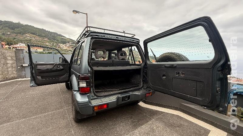 MITSUBISHI PAJERO 2.8 Gasóleo 
