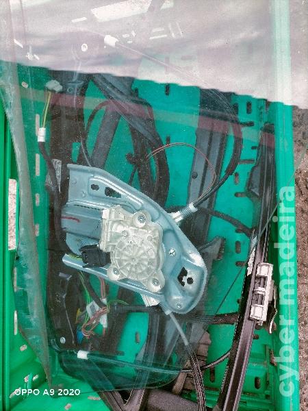 Porta e motor elevador com vidro lado esquerdo frente Mercedes W203...220d 