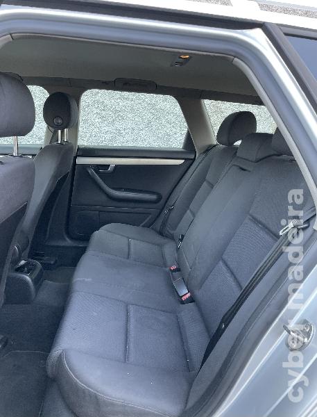 AUDI A4 Avant 1.9 TDI 115cv - 2004 Gasóleo 