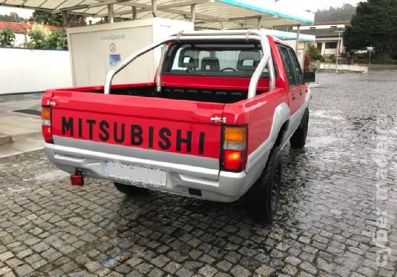 MITSUBISHI L200 2.5 TD 4x4 Gasóleo 