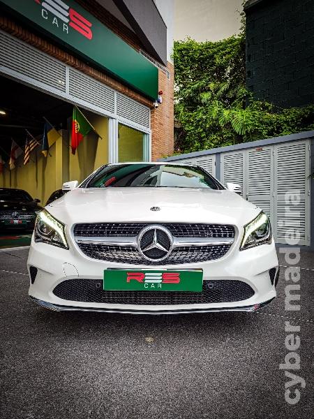 MERCEDES CLA 200d S.Break Urban Pack Auto. Gasóleo