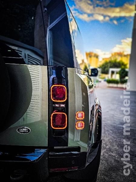 LAND-ROVER DEFENDER 90 D300 X-Dynamic HSE Gasóleo 