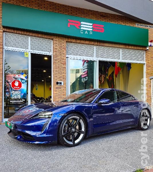 PORSCHE CAYMAN Taycan Turbo Eléctrico 