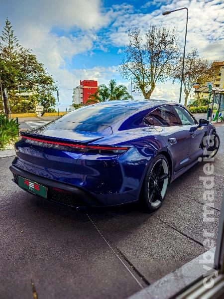 PORSCHE CAYMAN Taycan Turbo Eléctrico 