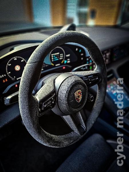 PORSCHE CAYMAN Taycan Turbo Eléctrico 