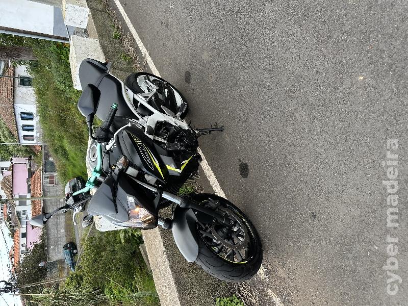 Honda CB650F 650 cc Sport, turismo 