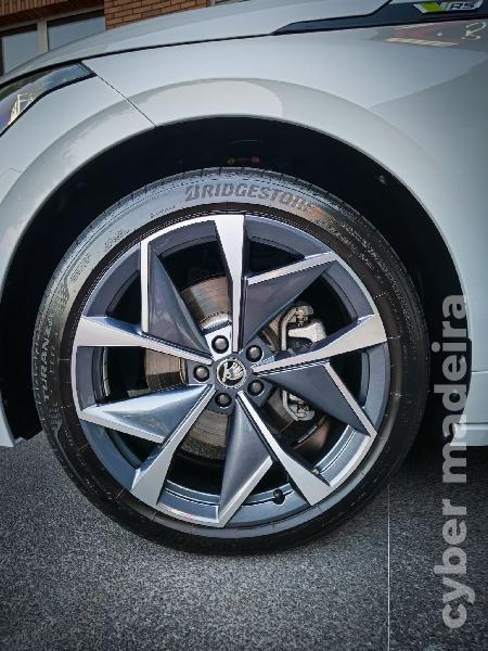 SKODA COUPE Enyaq Coupé IV 80x RS Eléctrico 