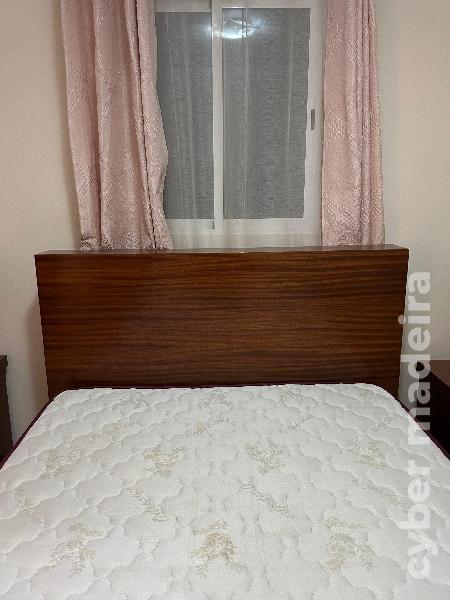 Cama completa com colchão 