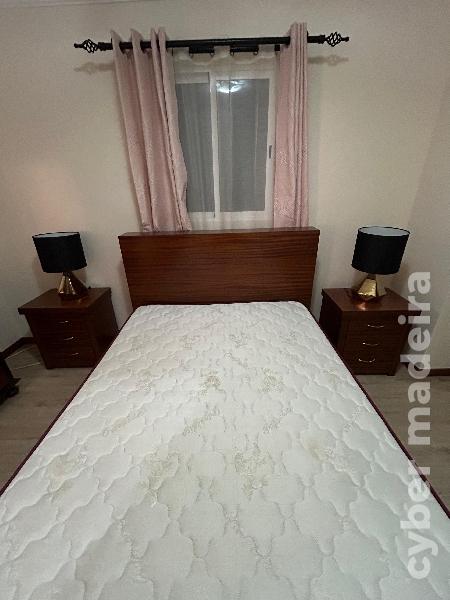 Cama completa com colchão 