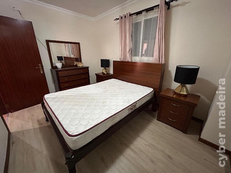 Cama completa com colchão 