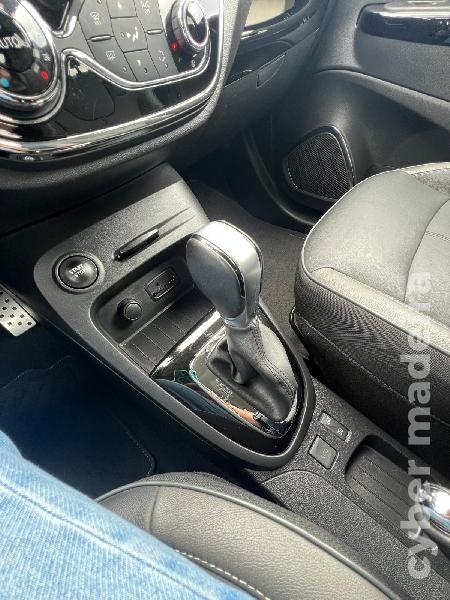 RENAULT CAPTUR 1.2 TCe 120 cv - EDC CAIXA AUTOMÁTICA Gasolina 