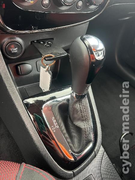 RENAULT CLIO 1.2 TCe 120 cv EDC - CAIXA AUTOMÁTICA Gasolina 