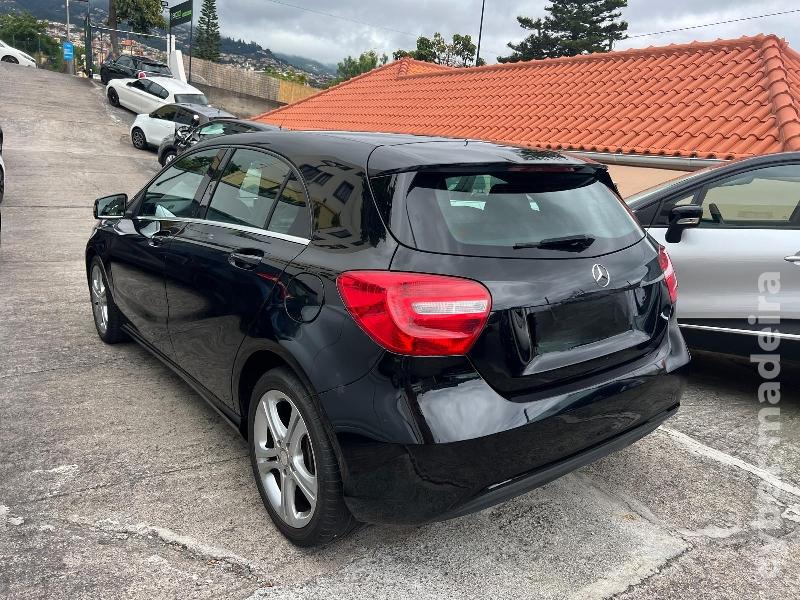 MERCEDES A 180 CDI 110 cv Gasóleo 