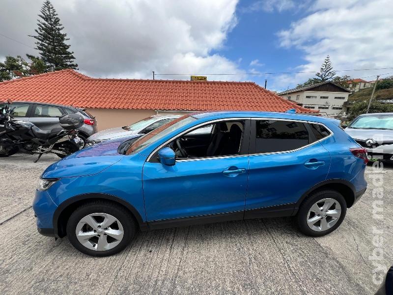 NISSAN QASHQAI 1.5 BlueDCI 115 cv Gasóleo 