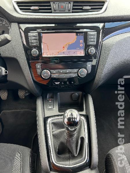 NISSAN QASHQAI 1.5 BlueDCI 115 cv Gasóleo 