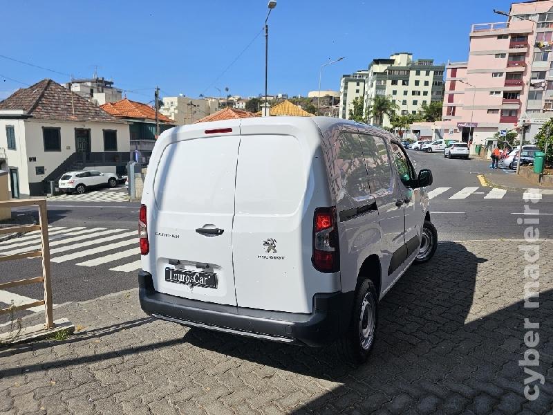 PEUGEOT PARTNER 1.5HDI 102CV VAN 3LUG (24 Mil Kms) 2022 (Iva Dedutivel.) Gasóleo