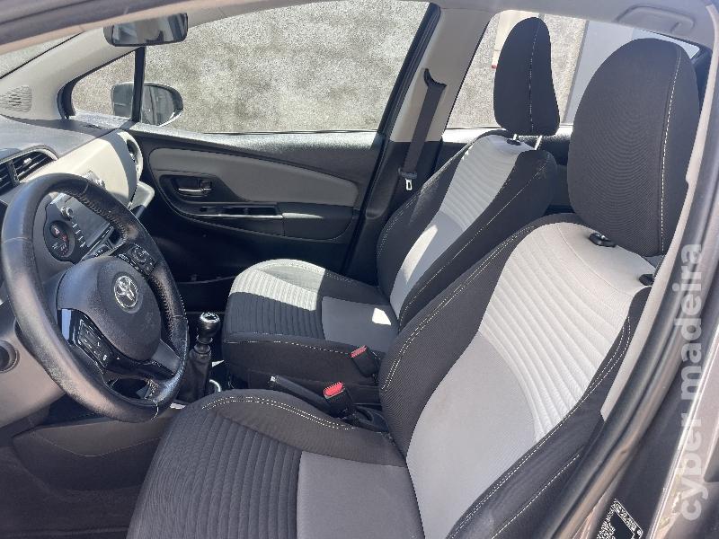 TOYOTA YARIS 1.4 D4-D STYLE + CONFORT + TECNOLOGICO Gasóleo 