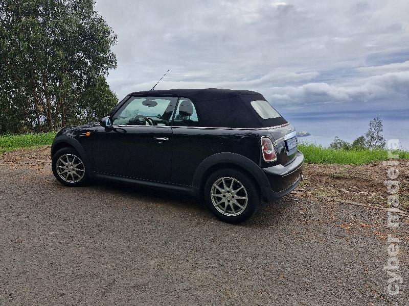 MINI MINI Cooper d cabrio Gasóleo 
