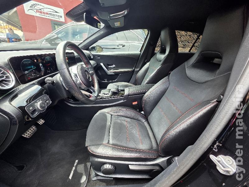 MERCEDES A A180d AMG LINE AUTOMÁTICO Gasóleo 