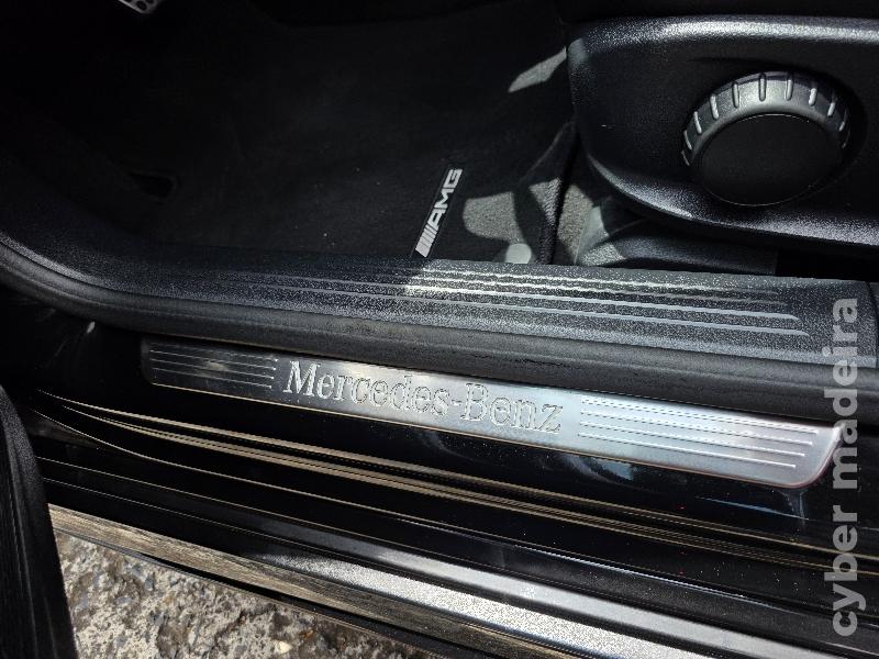 MERCEDES A A180d AMG LINE AUTOMÁTICO Gasóleo 
