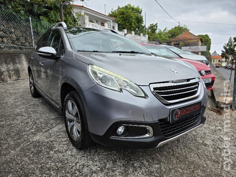 PEUGEOT 2008 1.6 HDI ALLURE Gasóleo 