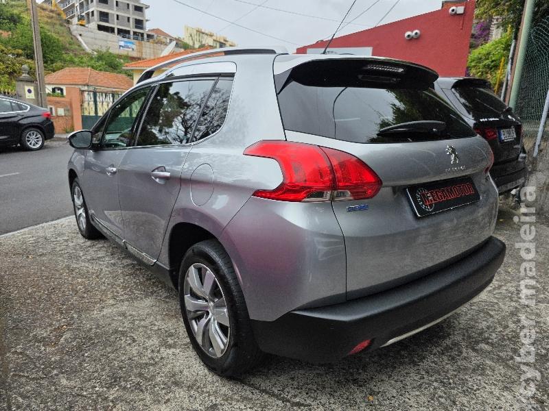 PEUGEOT 2008 1.6 HDI ALLURE Gasóleo 