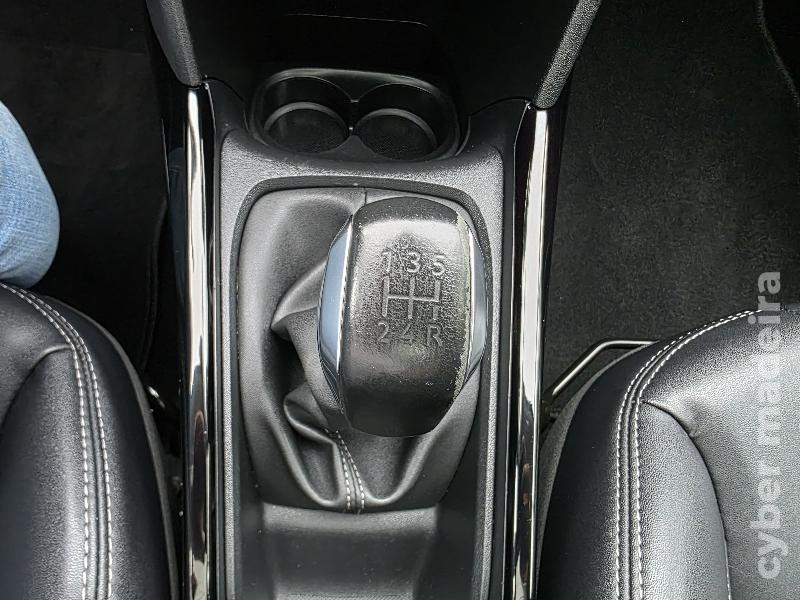 PEUGEOT 2008 1.6 HDI ALLURE Gasóleo 