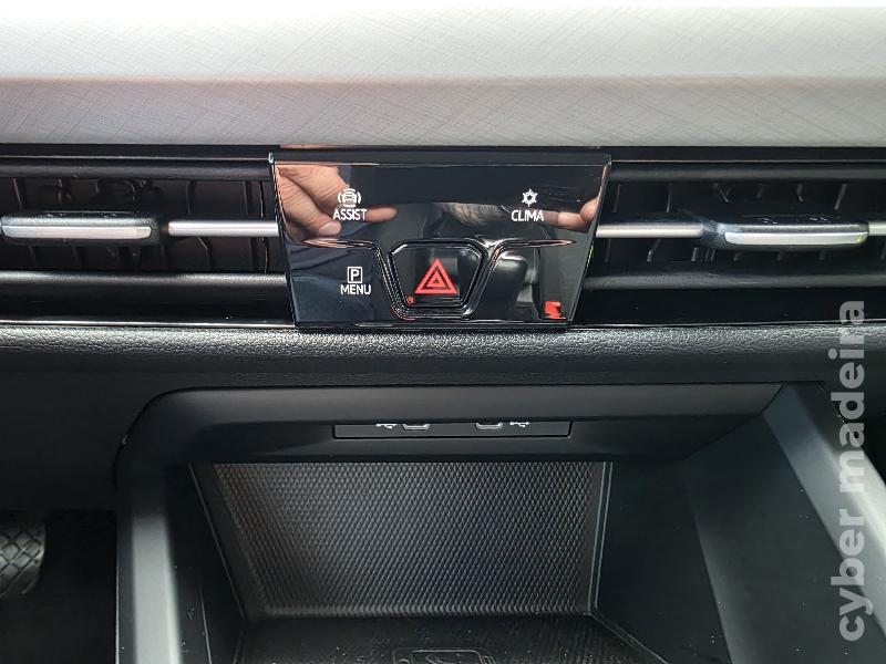 VOLKSWAGEN GOLF VIII 1.0 TSI LIFE 110cv Gasolina 