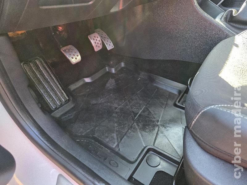 RENAULT CLIO ST 1.5 DCI GT LINE Gasóleo 