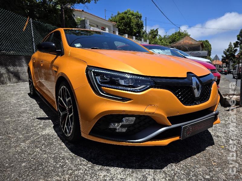 RENAULT MEGANE 1.8 TCE R.S. TROPHY EDC 300cv Gasolina 