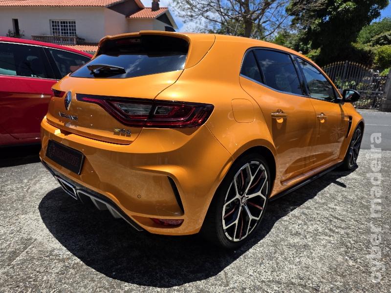 RENAULT MEGANE 1.8 TCE R.S. TROPHY EDC 300cv Gasolina 