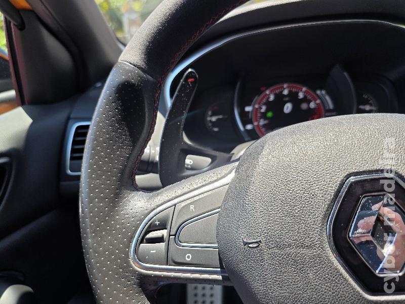 RENAULT MEGANE 1.8 TCE R.S. TROPHY EDC 300cv Gasolina 