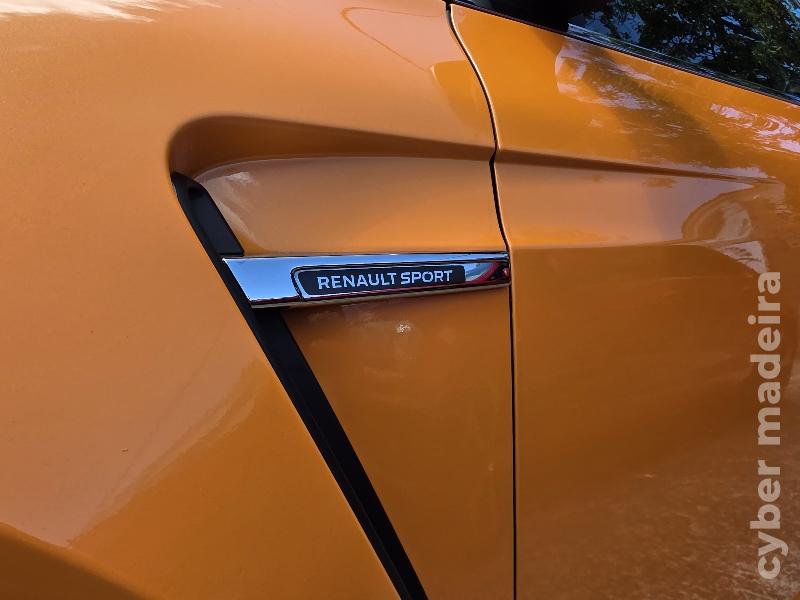 RENAULT MEGANE 1.8 TCE R.S. TROPHY EDC 300cv Gasolina 