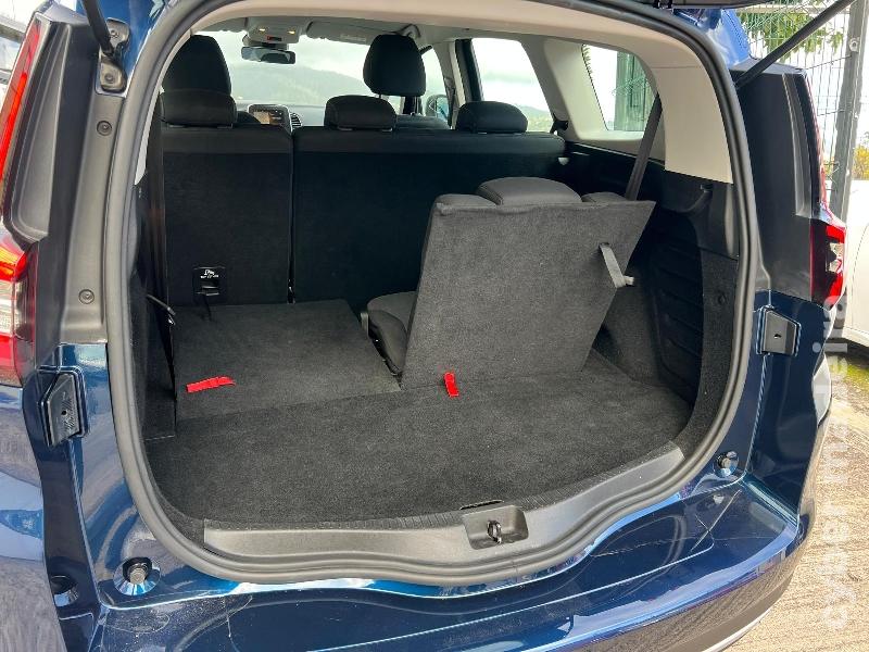 RENAULT SCENIC 1.5 DCI 110 cv - 7 LUGARES Gasóleo 