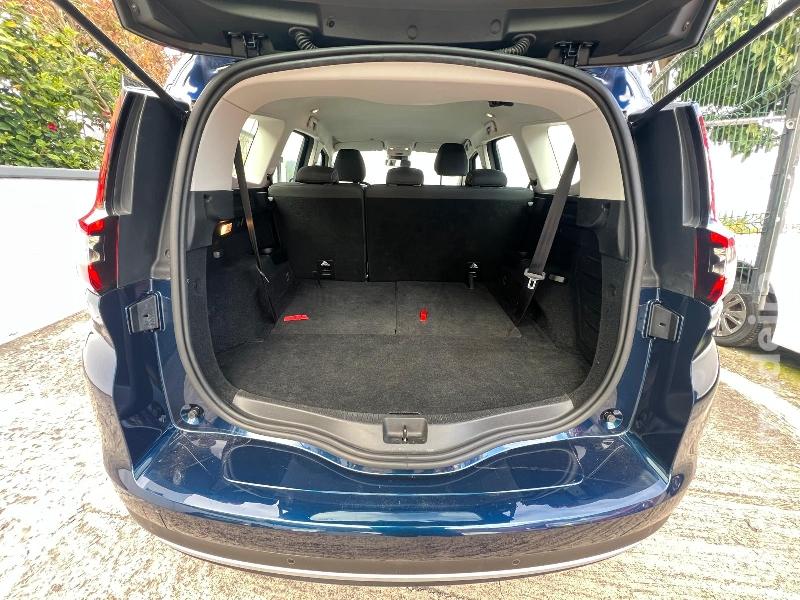 RENAULT SCENIC 1.5 DCI 110 cv - 7 LUGARES Gasóleo 