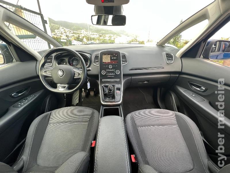 RENAULT SCENIC 1.5 DCI 110 cv - 7 LUGARES Gasóleo