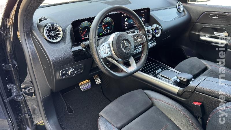 MERCEDES GLA 250 e AMG Híbrido 