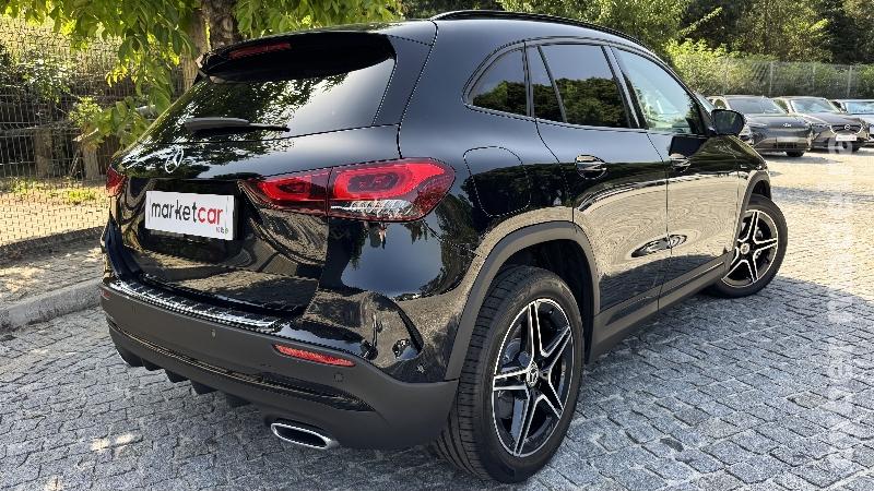 MERCEDES GLA 250 e AMG Híbrido 