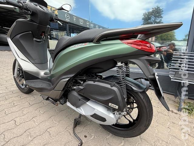 Piaggio MEDLEY S 125 ABS 125 cc Scooter 