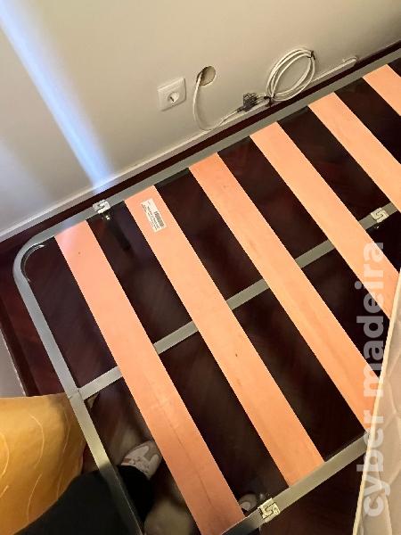 cama de solteiro 