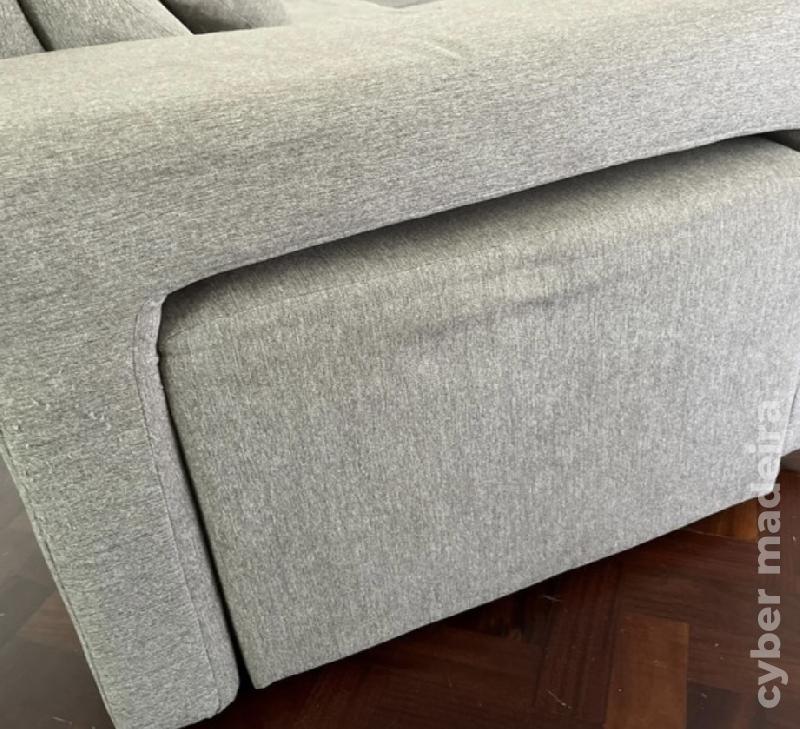 Sofa cinzento 