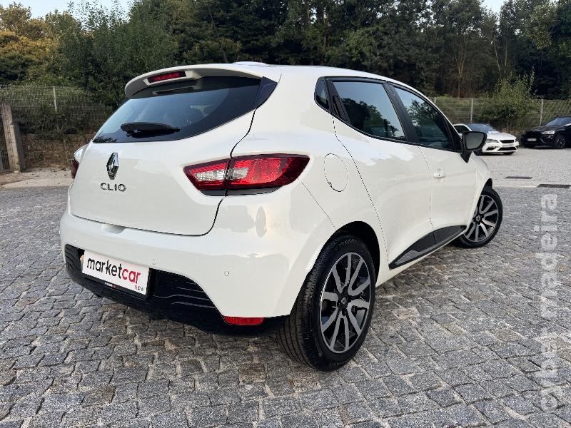 RENAULT CLIO 1.5 dCi Confort Gasóleo 