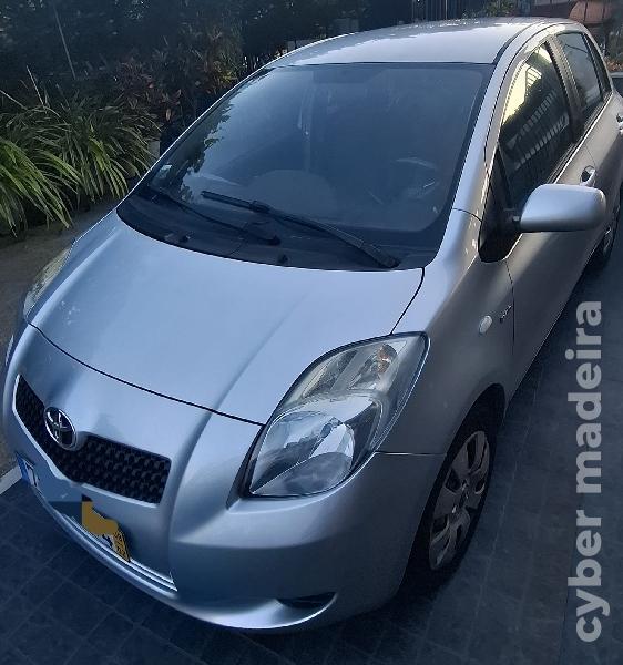TOYOTA YARIS D4D Gasóleo 