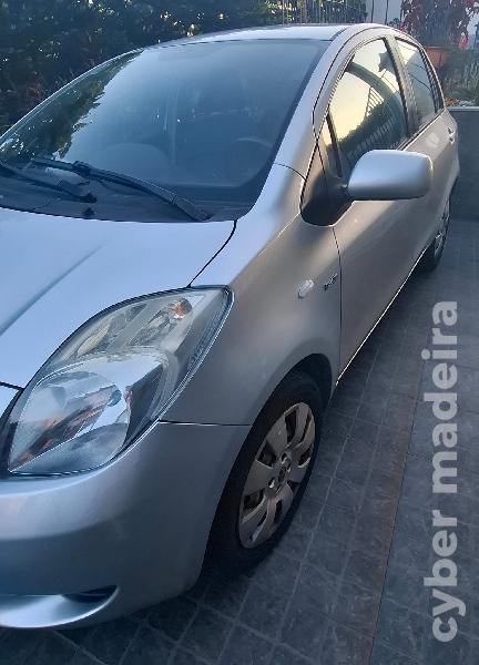TOYOTA YARIS D4D Gasóleo 
