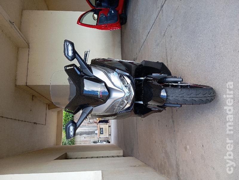 Honda Forza 300 cc Scooter 
