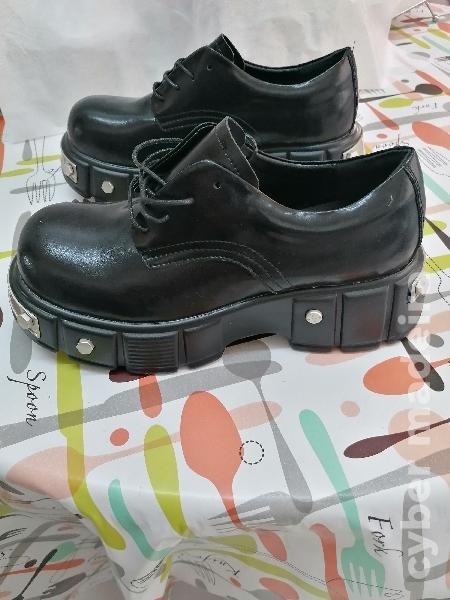 Sapatos novos 41 