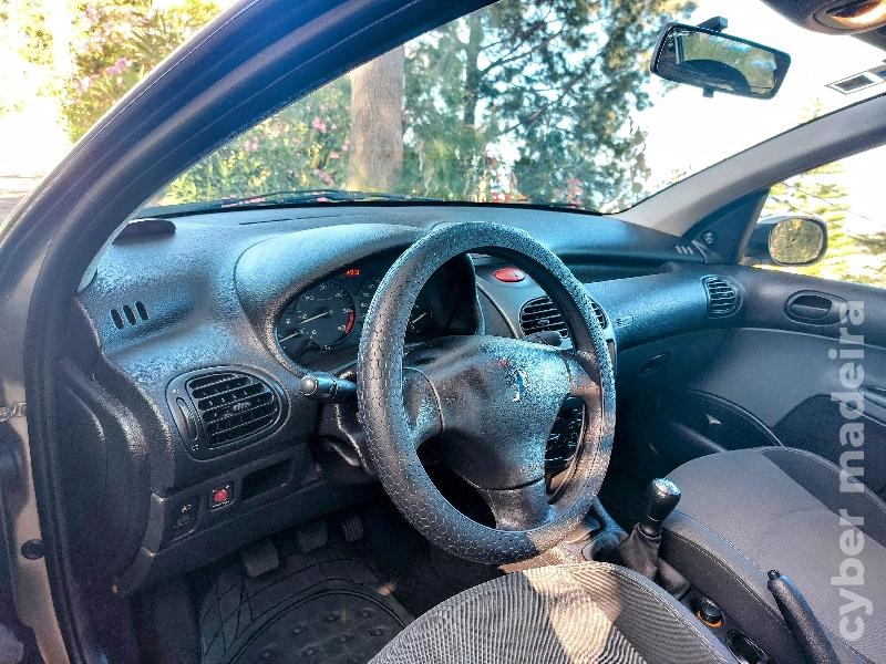 PEUGEOT 206 1.4 HDI SW Gasóleo 