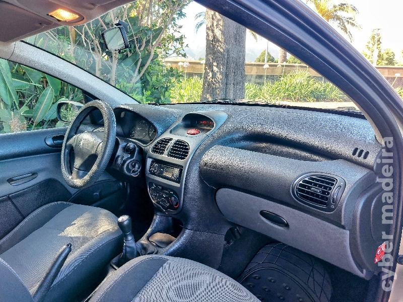 PEUGEOT 206 1.4 HDI SW Gasóleo 