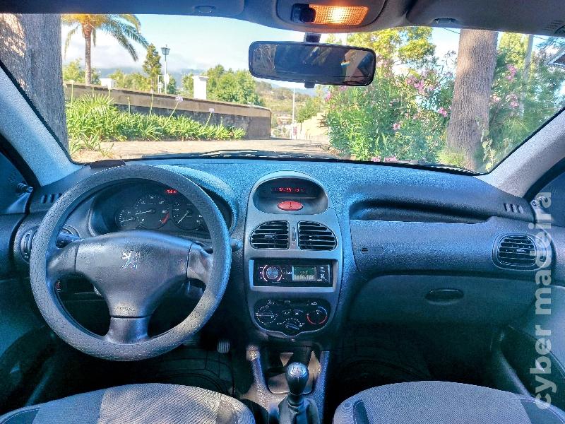 PEUGEOT 206 1.4 HDI SW Gasóleo 