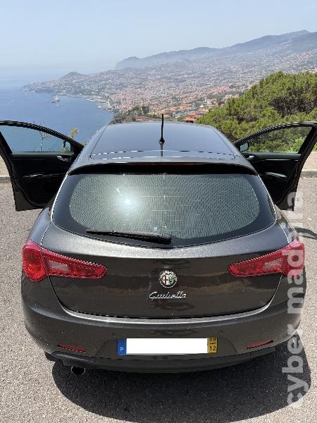 ALFA ROMEO GIULIETTA DISTINCTIVE EDITION Gasóleo 